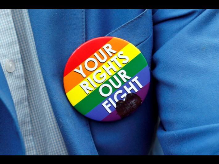 Unione civile per sindaci gay di FdI e Lega