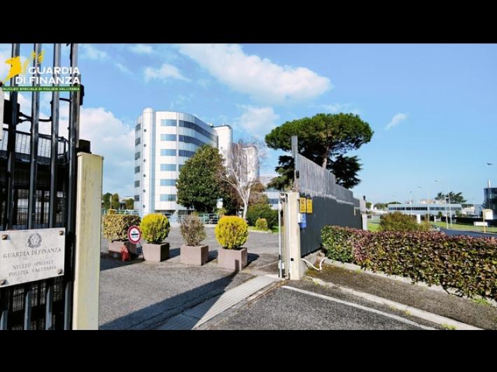 Truffe per 800mila euro per conto del clan dei casalesi, due arresti