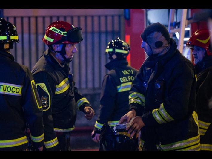 Incendio in condominio nel Veronese, 15 intossicati, tra loro 3 minori