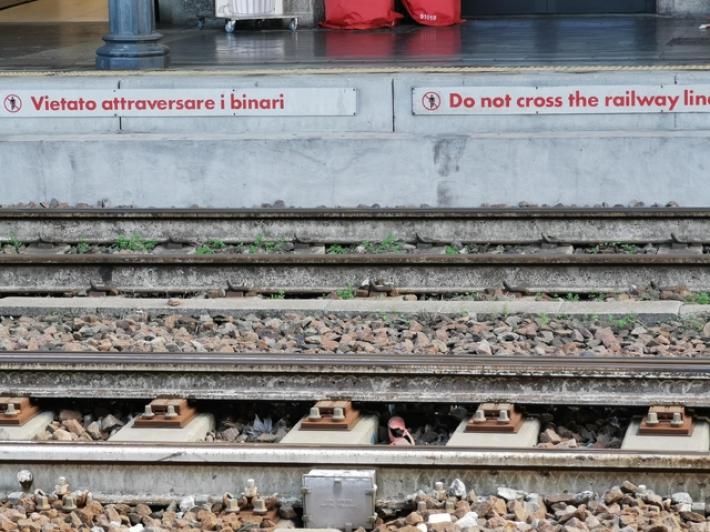 Guasti a linea elettrica a Parma e Bologna, treni rallentati