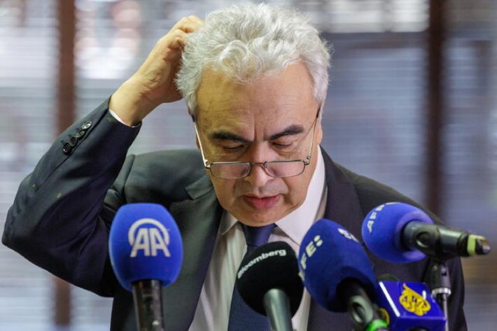 Aie: "Produzione petrolio Golfo gi&ugrave; di 10 milioni di barili al giorno"