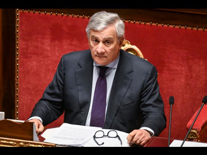 Tajani, non stiamo trattando con l'Iran per il passaggio da Hormuz