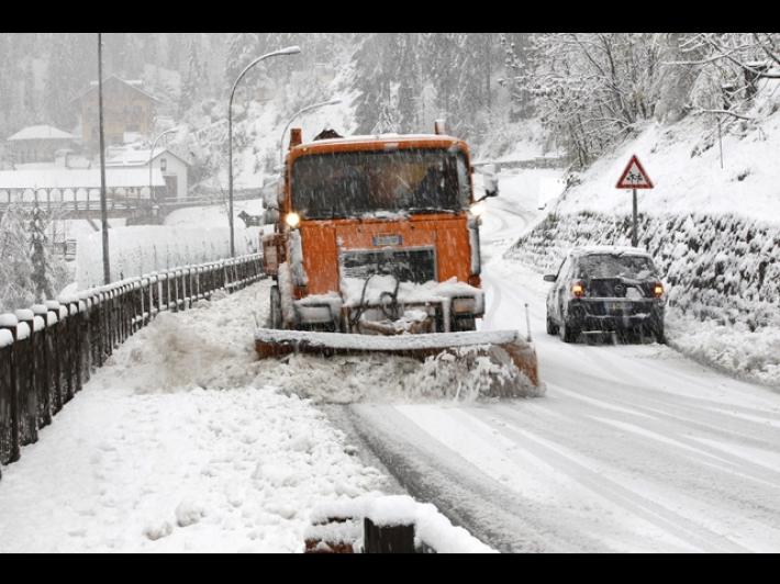 Cede l'anticiclone, nel weekend in arrivo piogge diffuse e neve sulle Alpi