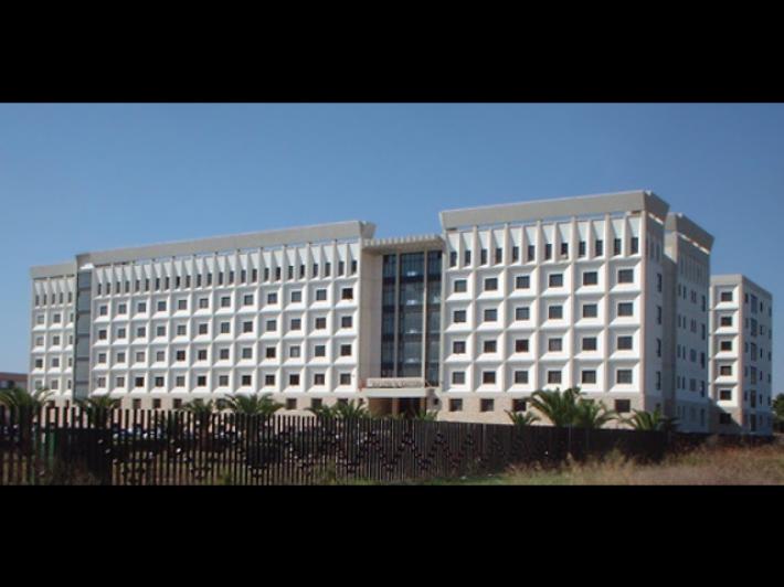 Possidente lascia quasi tutti i suoi beni ai vicini, citati a giudizio