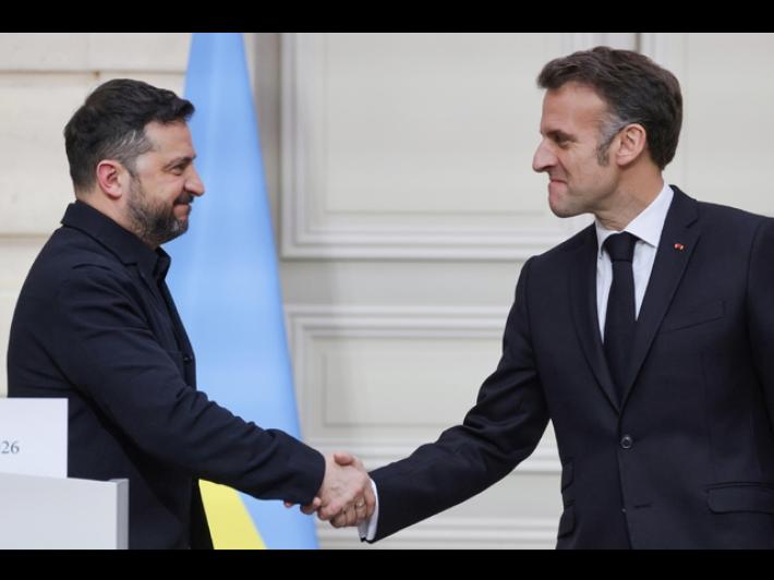 Zelensky, 'Kiev ricever&agrave; e tester&agrave; nuovo sistema di difesa aerea da Parigi'