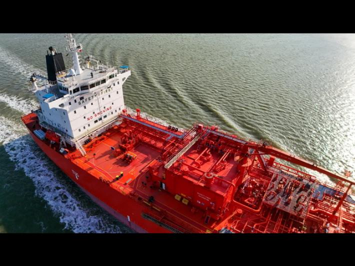 Trump, 'Pechino deve aiutare, 90% del suo petrolio viene da Hormuz'