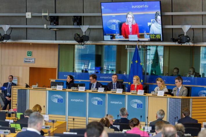 Kallas: "La diplomazia &egrave; l'unica soluzione possibile per Hormuz"