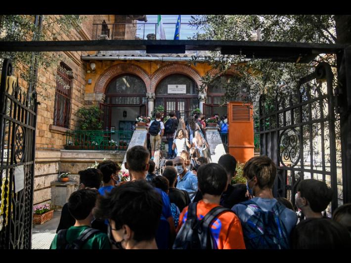 Caos a scuola, undicenne autistico vittima della guerra dei ricorsi