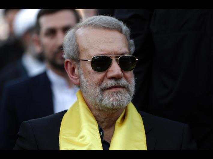 Khamenei, 'i criminali assassini pagheranno per il sangue di Larijani'