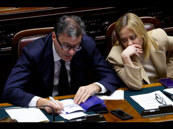 Via libera del Consiglio dei ministri al nuovo decreto carburanti: taglio delle accise prolungato fino al 1&deg; maggio 