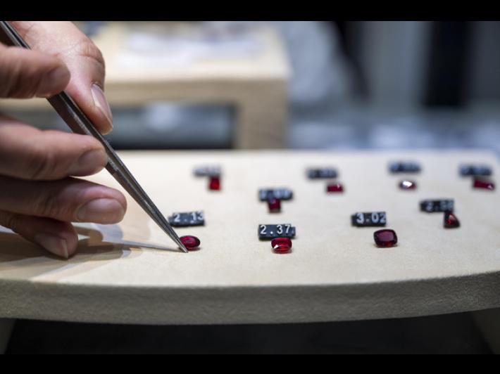 A Valenza paradosso prezzo alto dell'oro, 2,5 milioni passivo per ex orafo