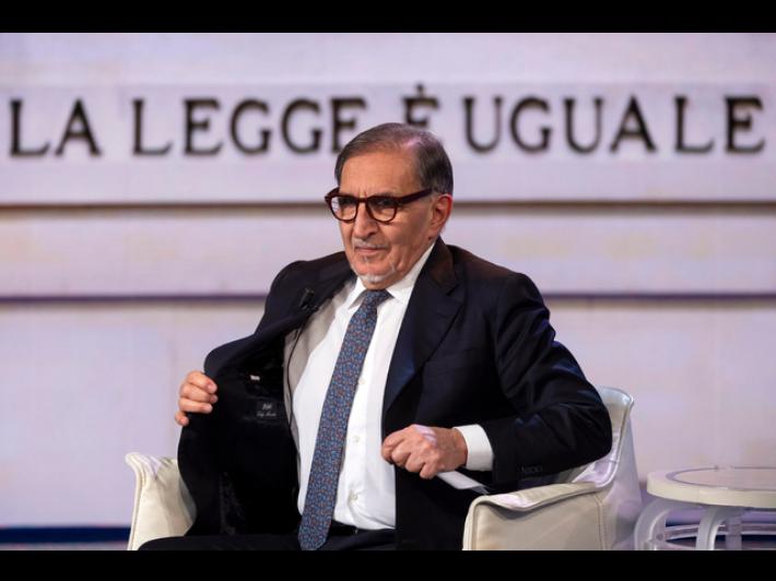 La Russa, ordinanza assurda su famiglia nel bosco, mi conferma nel s&igrave; al referendum