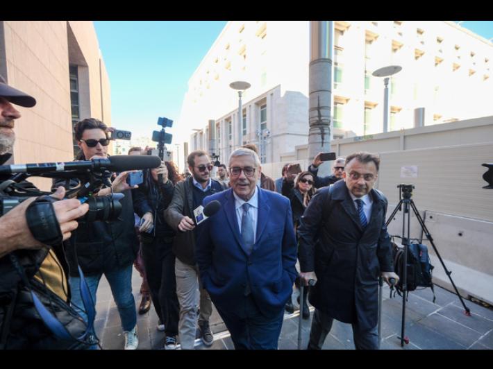 Inchiesta sulla sanit&agrave;: Procura Palermo chiude indagini per Cuffaro e altri 8