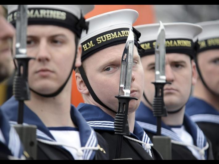 Arrestati due intrusi in una base navale Gb, uno &egrave; un iraniano