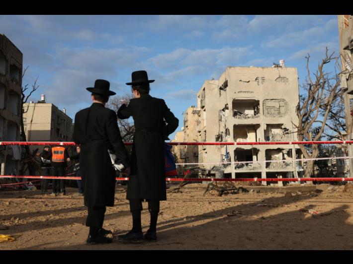 Media israeliani, '175 feriti negli attacchi a Dimona e Arad'