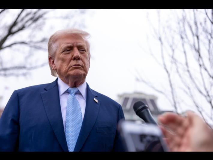 Trump, Iran apra Hormuz entro 48 ore o colpiremo centrali elettriche