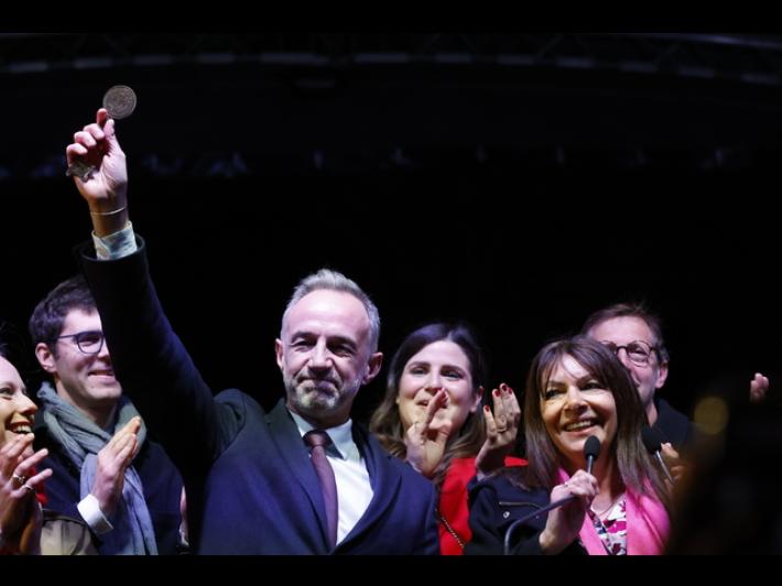 Parigi, Gr&eacute;goire sindaco con il 50,52% dei voti