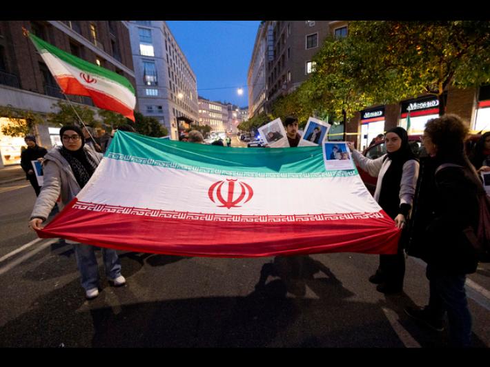 Media Iran, non sono in corso colloqui con gli Usa