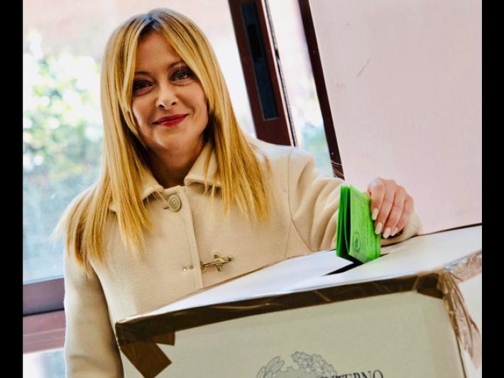 Meloni, rispettiamo la decisione degli italiani, andremo avanti