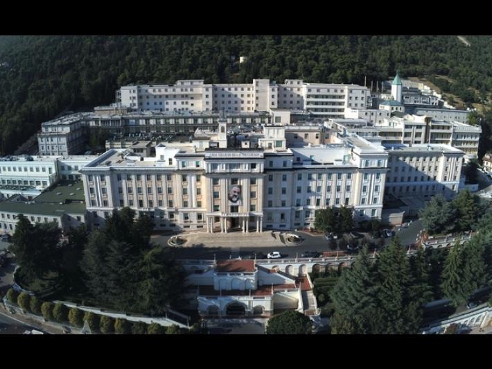 Cadde da impalcatura, operaio muore dopo sette mesi in ospedale