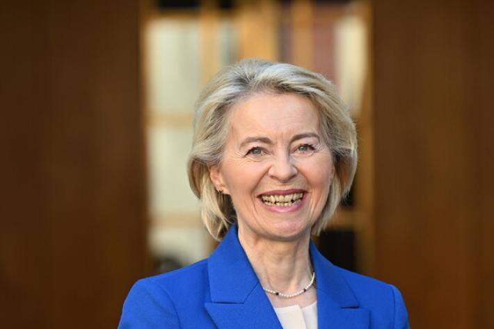 Von der Leyen: "Situazione delle forniture energetiche globali &egrave; critica"