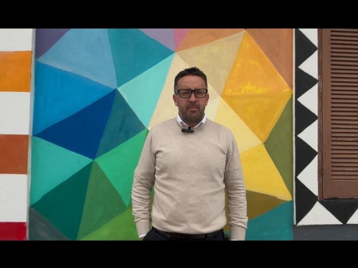 'Compiti in comunit&agrave;', il borgo dei murales dice no a spopolamento