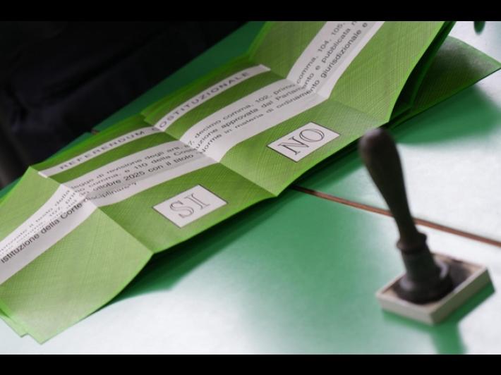 Seggio Sassari non chiude spoglio, attesa per dato referendum