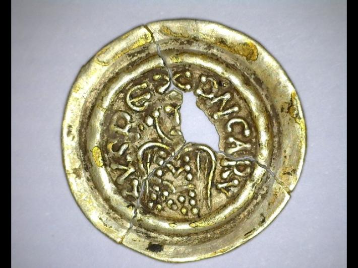 Smantellato a Olbia traffico internazionale di monete antiche