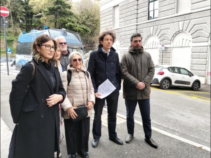 Fine vita: autodenuncia di Cappato e altri per il caso Oppelli