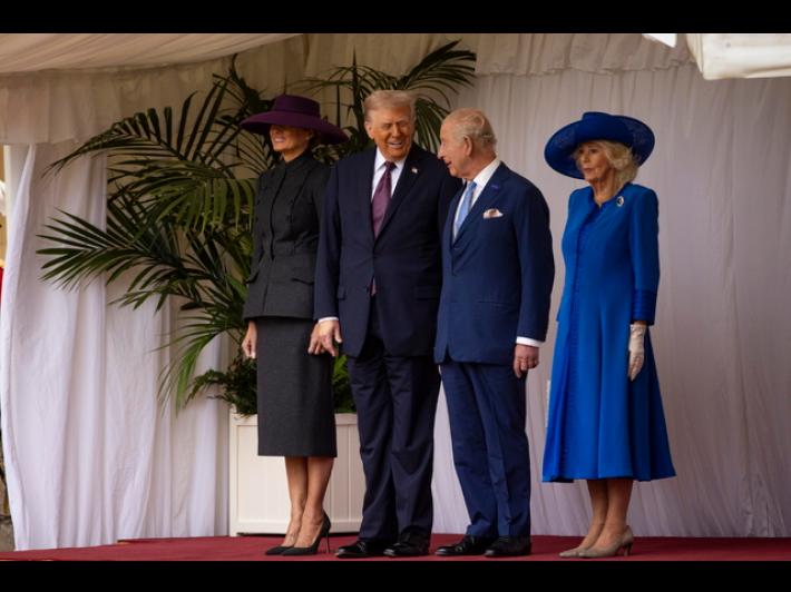 L'ambasciatore Usa avverte Gb, 'non cancellate la visita di re Carlo'