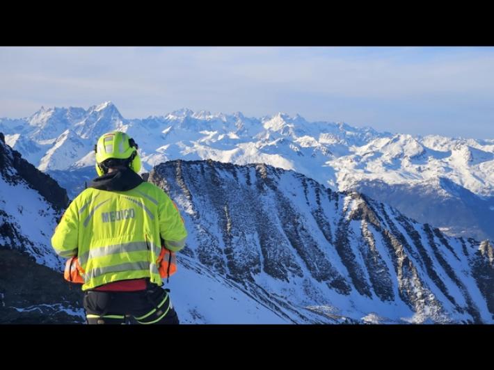Notte nella bufera in Valle d'Aosta, recuperati due scialpinisti
