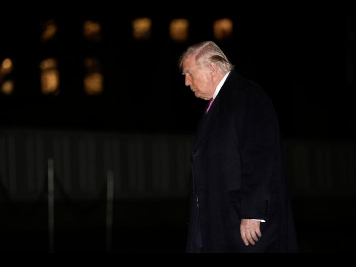 Trump, 'chi non ci ha aiutato vada a prendersi da solo il petrolio a Hormuz'