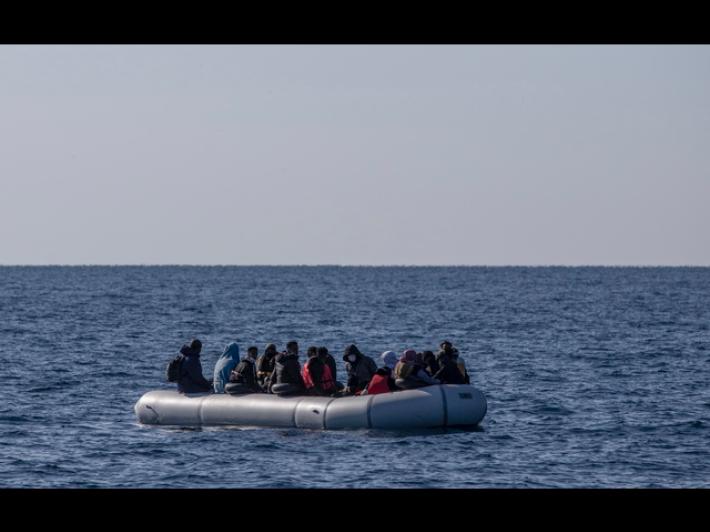 Naufragio di migranti nell'Egeo, 18 morti