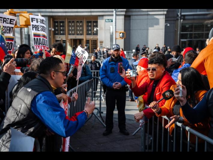 Venezuela, deputata chavista propone colletta per pagare la difesa di Maduro negli Usa