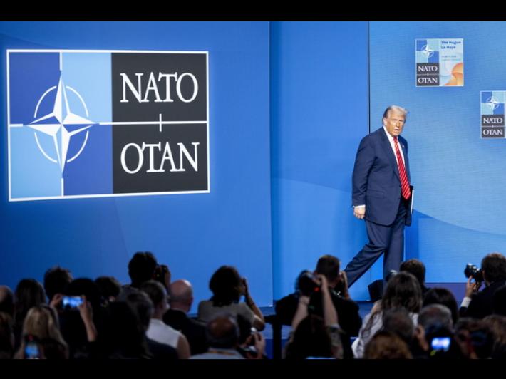 'Trump minacci&ograve; stop alle armi a Kiev se Europa fuori da coalizione Hormuz'