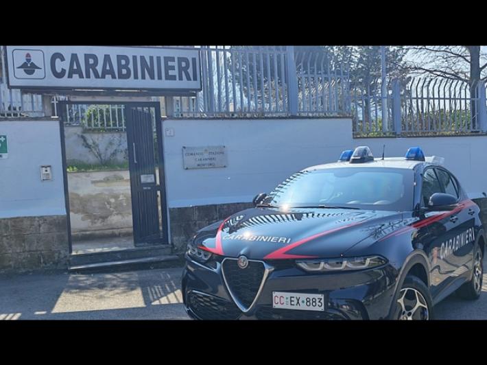 'Maltratta mamma', ragazza chiama il 112 e fa arrestare il padre