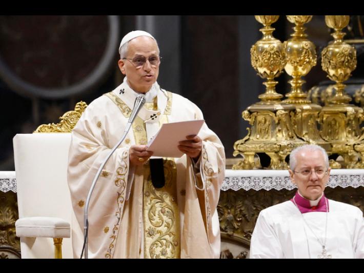 Il Papa, viviamo ora oscura della storia, mondo conteso e devastato