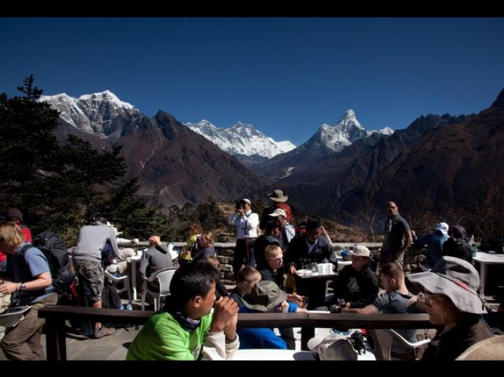 Media, 'guide avvelenavano alpinisti sull'Everest per truffare assicurazioni'