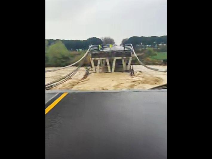 Ponte crollato sul Trigno: Anas, tratto ss 16 era gi&agrave; chiuso al traffico