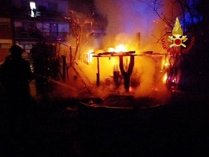 Padre e figlio uccisi dalle fiamme in podere a Chianciano Terme