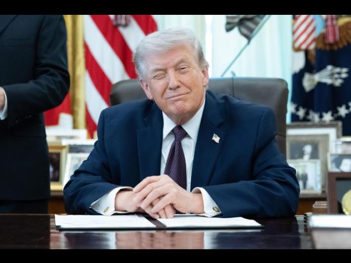 Trump, 'pilota sano e salvo, in Iran operazione tra pi&ugrave; audaci'