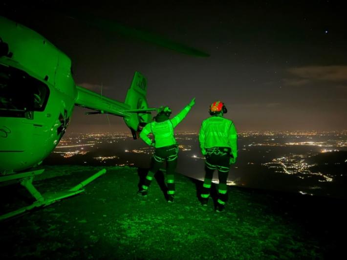 Parapendista di 85 anni finisce in luogo impervio, salvato dai soccorsi