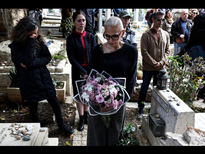 Centinaia ai funerali ad Haifa delle persone uccise in un raid iraniano