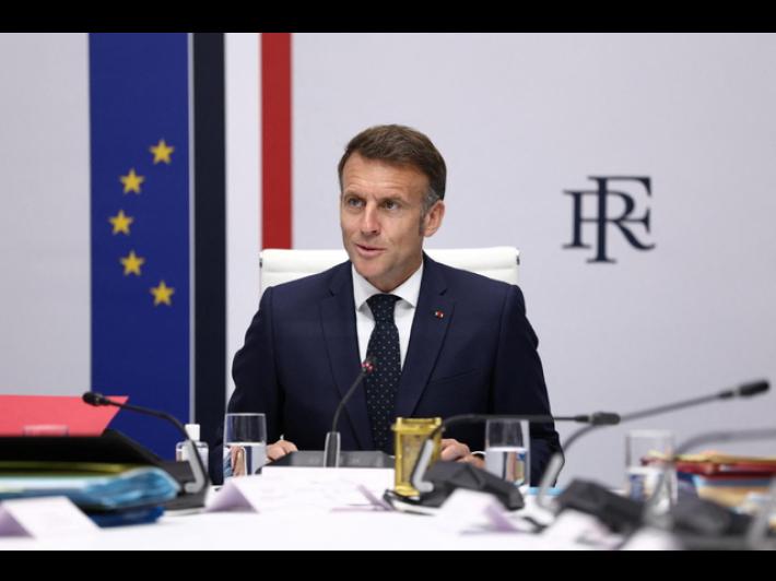Macron, 15 Paesi mobilitati per la ripresa del traffico a Hormuz