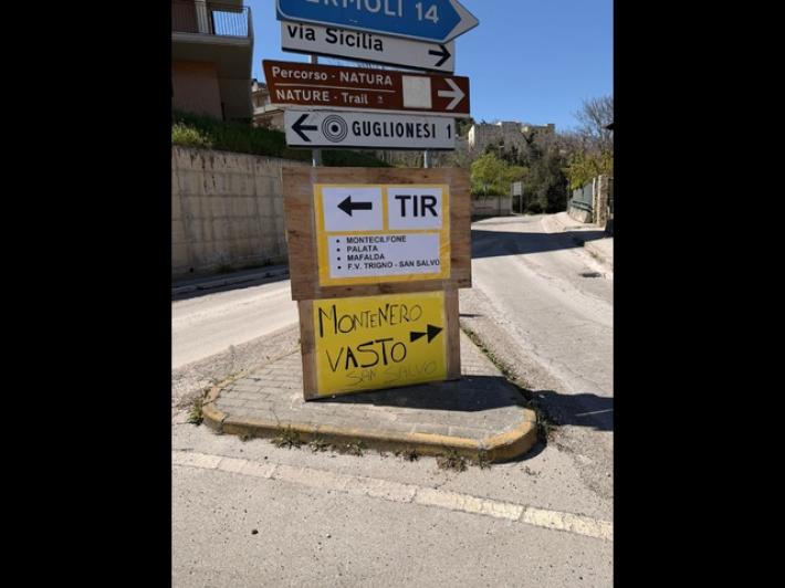 Frana in Molise: navigatori in tilt, sindaci in strada a 'dirigere' il traffico