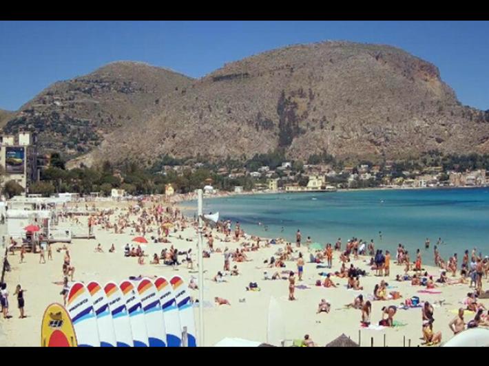 Spiaggia Mondello, societ&agrave; Italo-belga ricorre al Tar contro bandi Regione