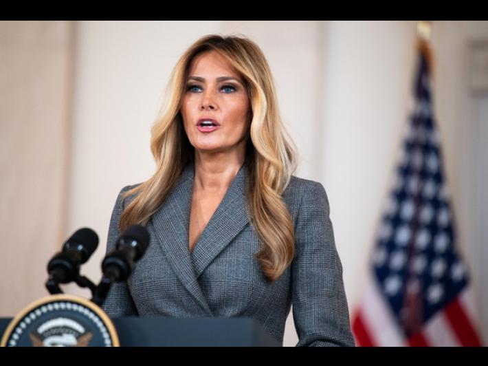 La Camera Usa sentir&agrave; le vittime di Epstein dopo l'appello di Melania Trump