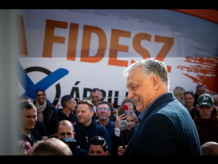 Orban chiama alle urne, 'con 3 milioni di voti nemmeno l'inferno ci fermer&agrave;'