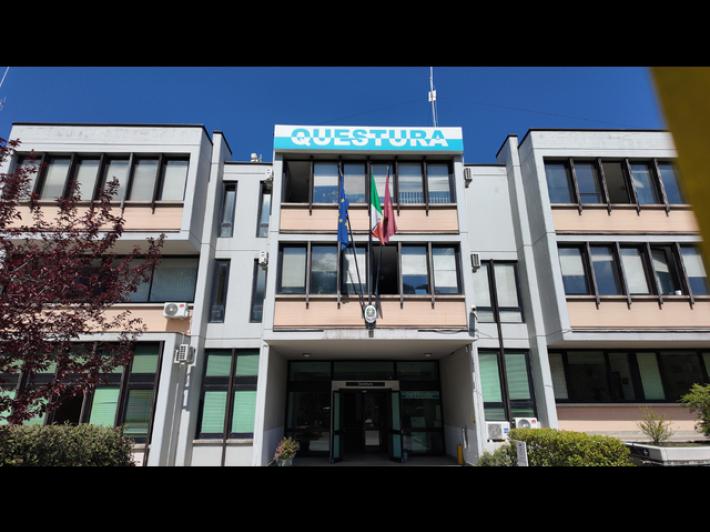 Morte avvelenate: in corso nuovi interrogatori in questura