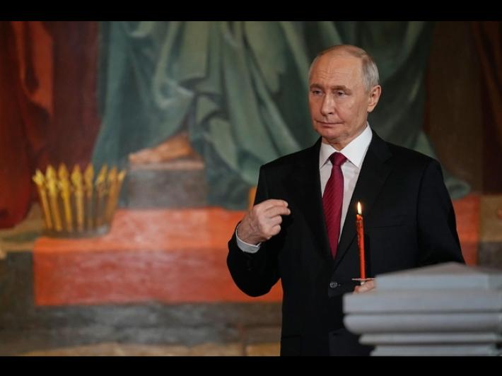Putin a Pezeshkian, 'pronto a contribuire agli sforzi di pace'